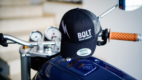 ⚡ Gorra trucker BOLT MOTOR COMPANY negra con rayo gris - Imagen 2