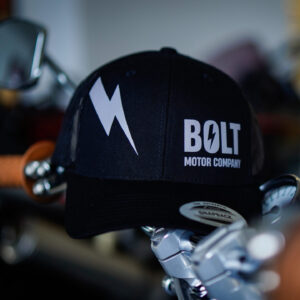 ⚡ Gorra trucker BOLT MOTOR COMPANY negra con rayo gris